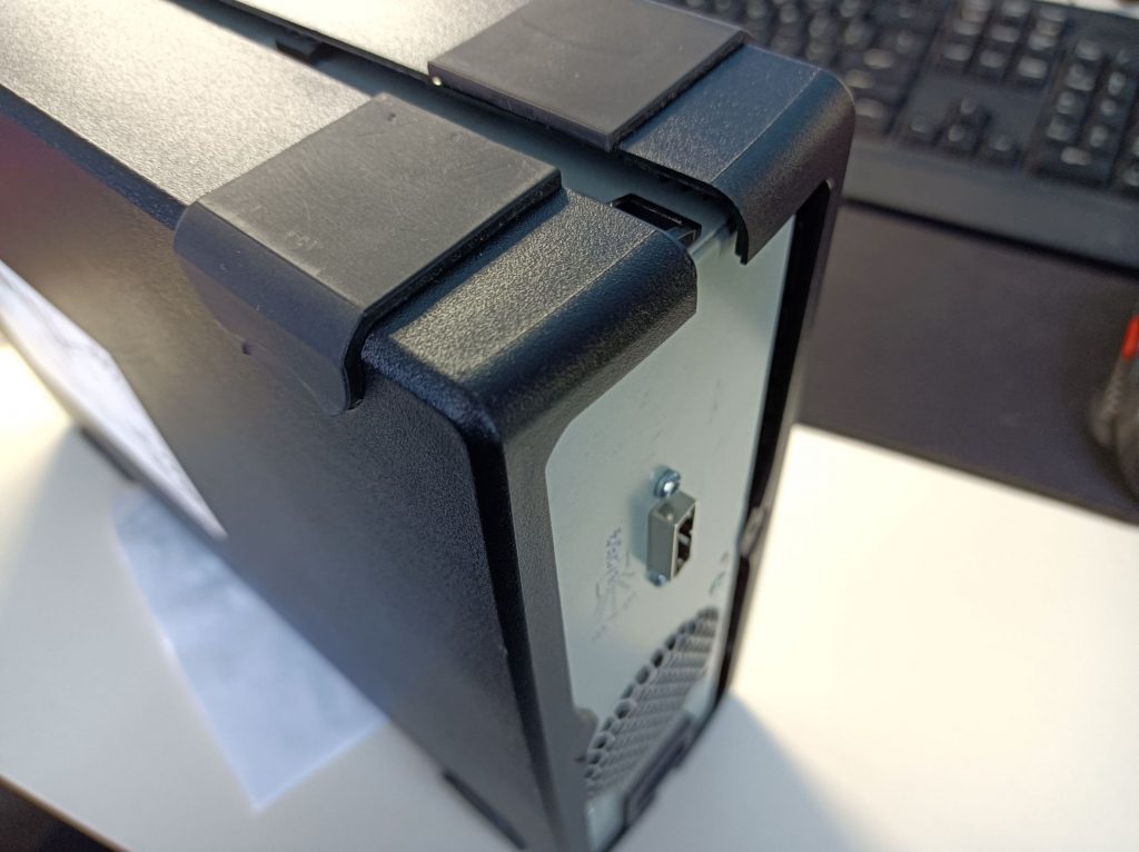 Photo showing the location of the clips.